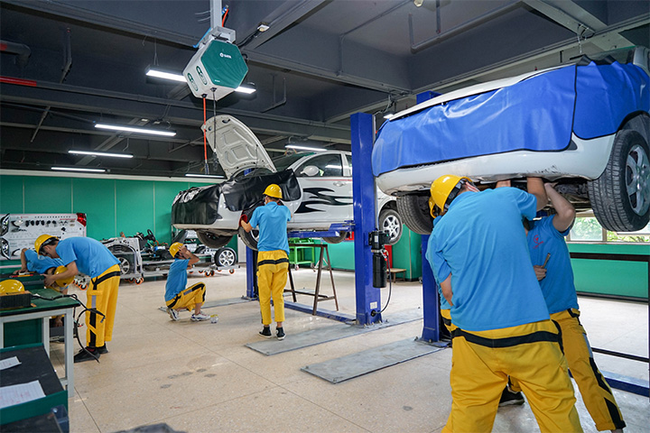 新能源底盘实训